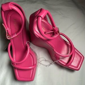 Liliana Hot Pink Wedge Sandals Size 7 NWT